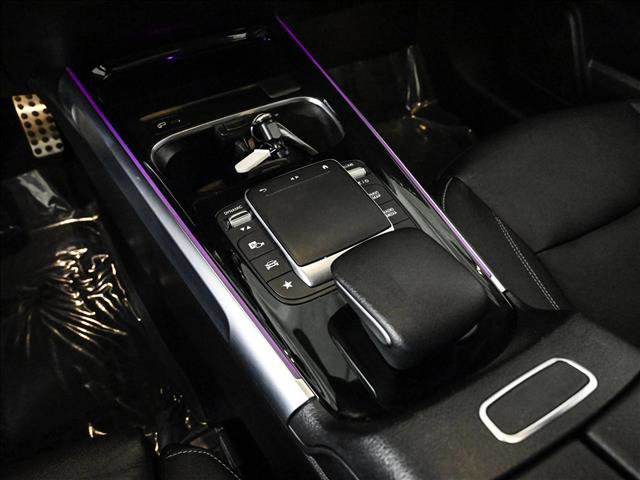Certified 2022 Mercedes-Benz GLB 250 4MATIC image 13