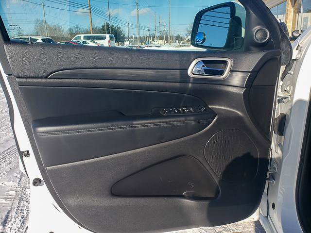 Used 2020 Jeep Grand Cherokee Altitude image 10