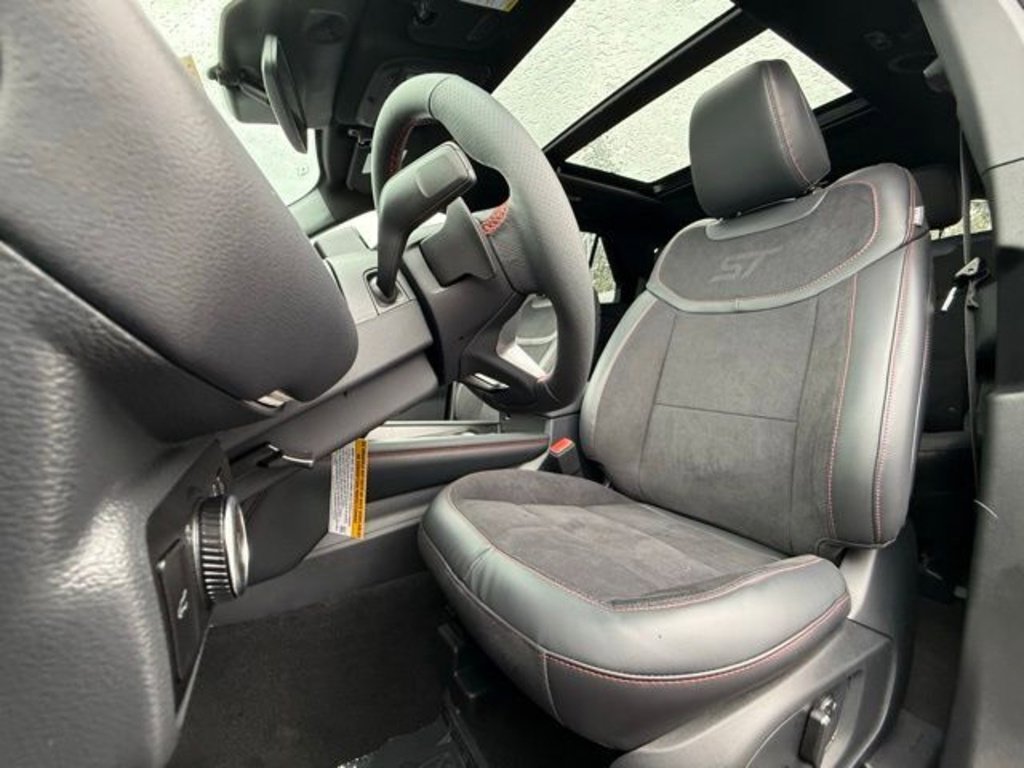New 2025 Ford Explorer ST w/ Sun And Sound Package image 21