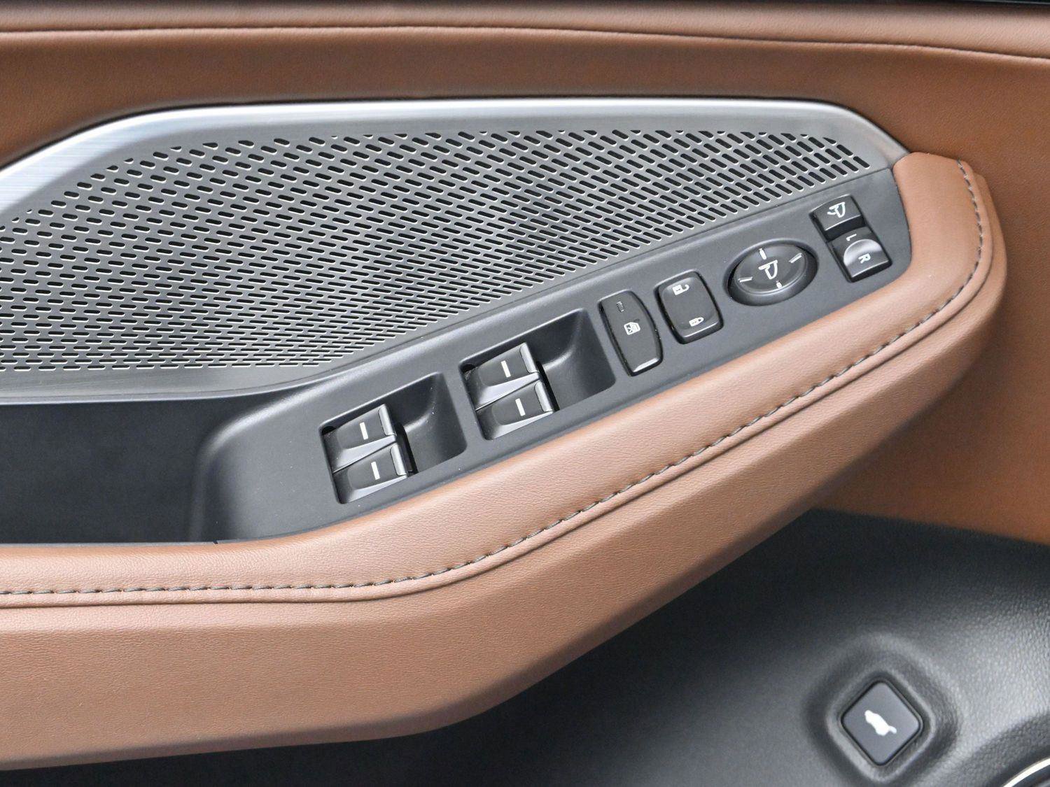 Used 2024 Acura MDX FWD w/ Technology Package image 13