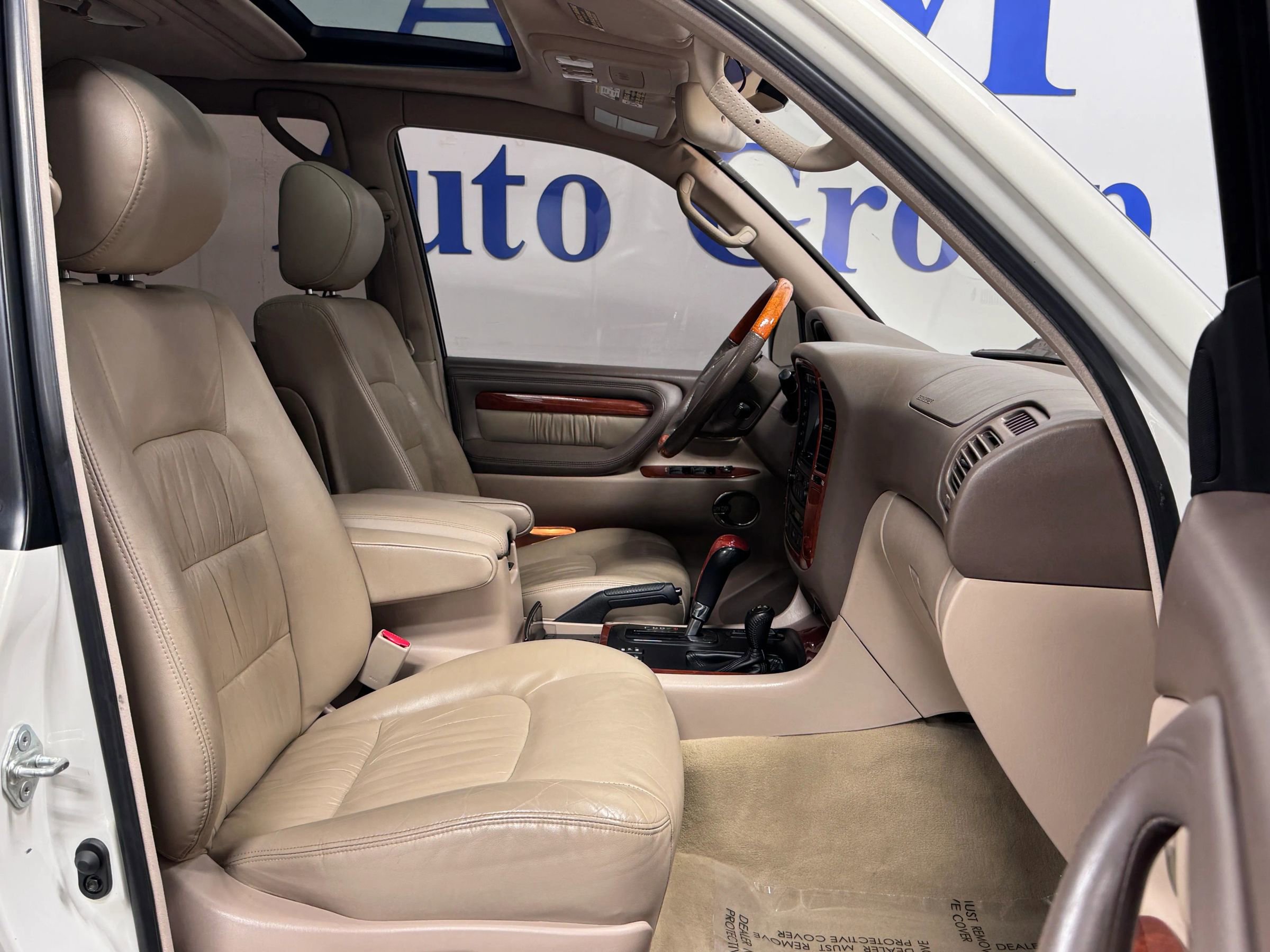 Used 2002 Lexus LX 470 LX 470 Sport Utility 4D image 10