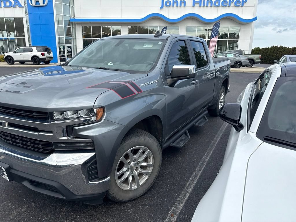 Used 2019 Chevrolet Silverado 1500 LT w/ All-Star Edition AWD/4WD image 2