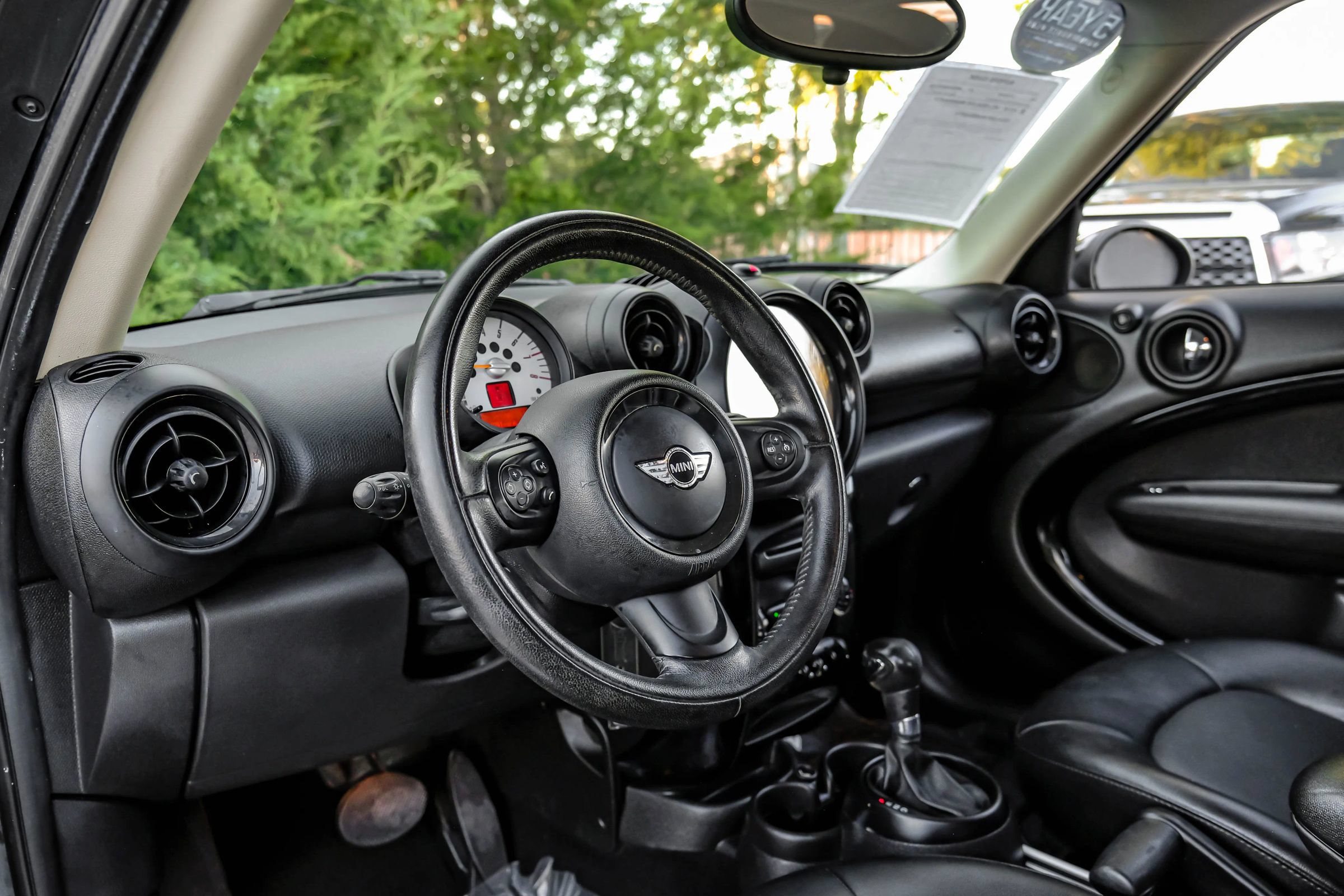 Used 2014 MINI Cooper Countryman FWD image 3