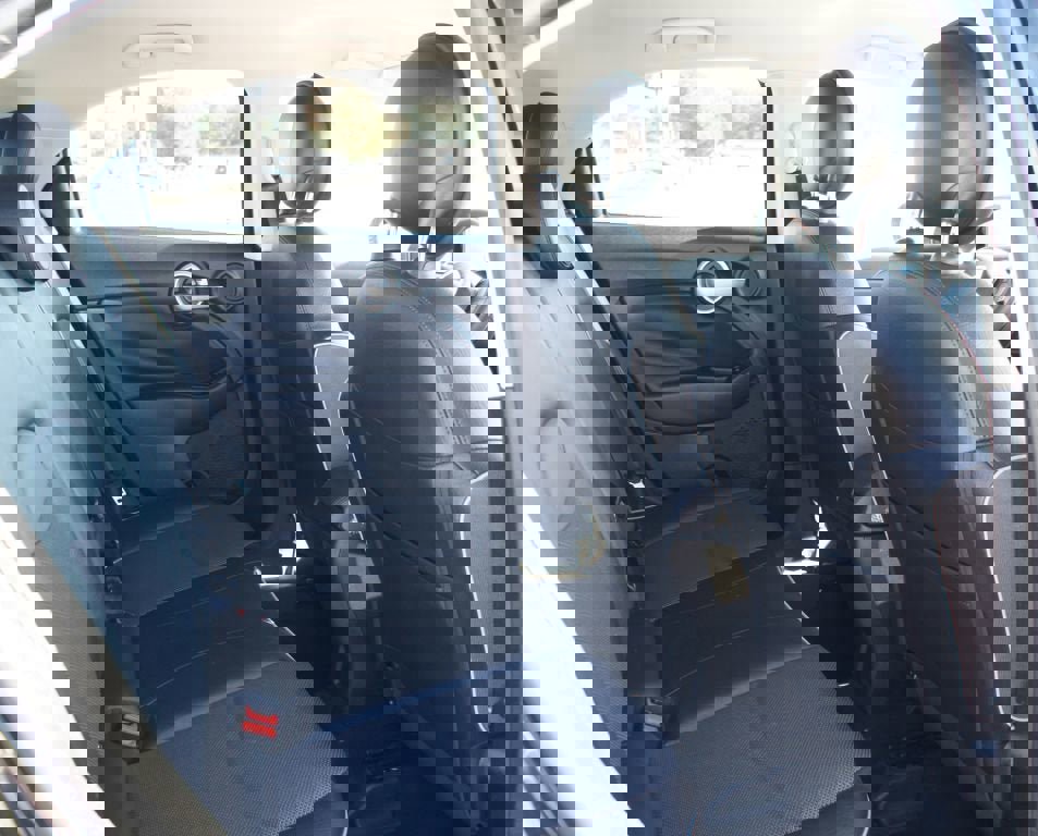 Used 2017 FIAT 500X Trekking image 18