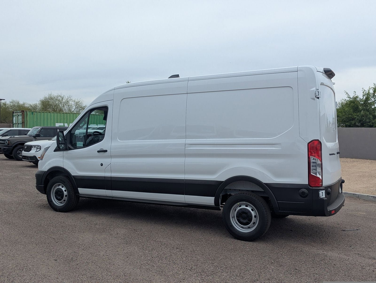 New 2026 Ford Transit 250 148 Medium Roof RWD image 31
