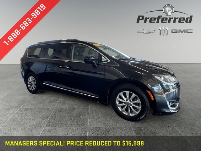 Used 2019 Chrysler Pacifica Touring-L FWD image 10
