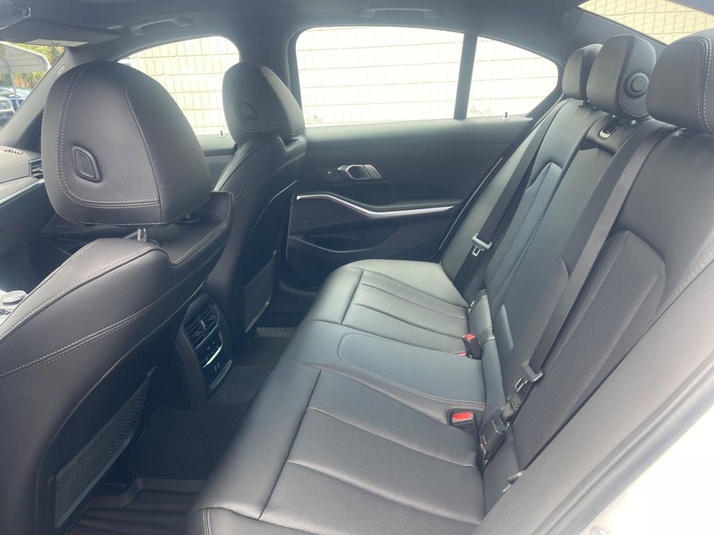 Used 2023 BMW M340i xDrive AWD/4WD image 12