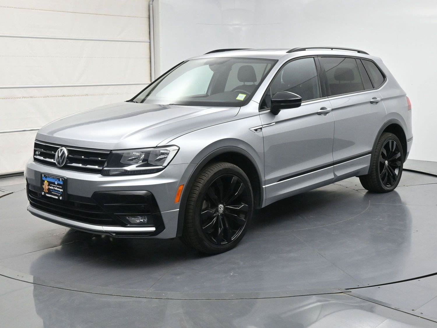 Used 2021 Volkswagen Tiguan SE R-Line