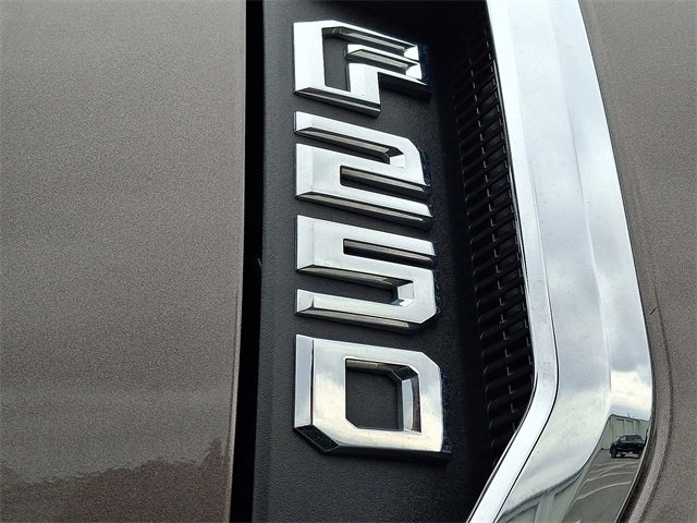 Certified 2021 Ford F250 Lariat w/ Lariat Ultimate Package image 32