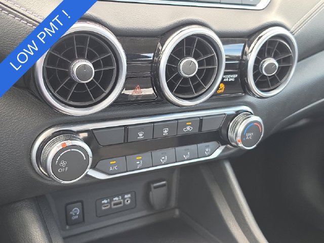 Used 2024 Nissan Sentra SV FWD image 25