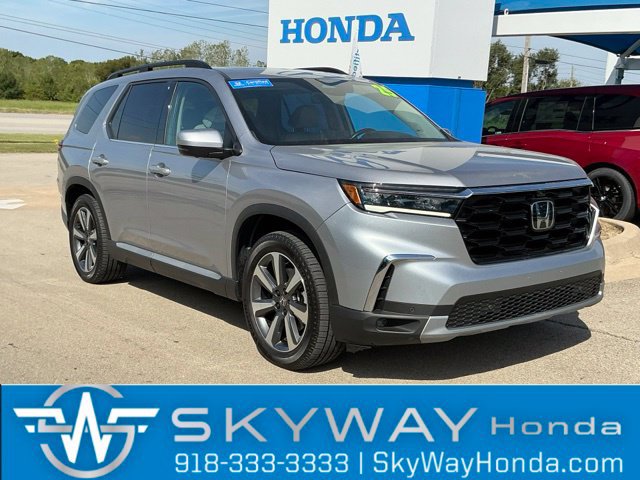 Certified 2025 Honda Pilot Elite