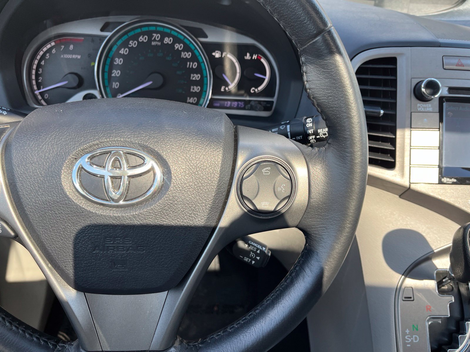 Used 2015 Toyota Venza XLE w/ XLE Premium Package FWD image 22