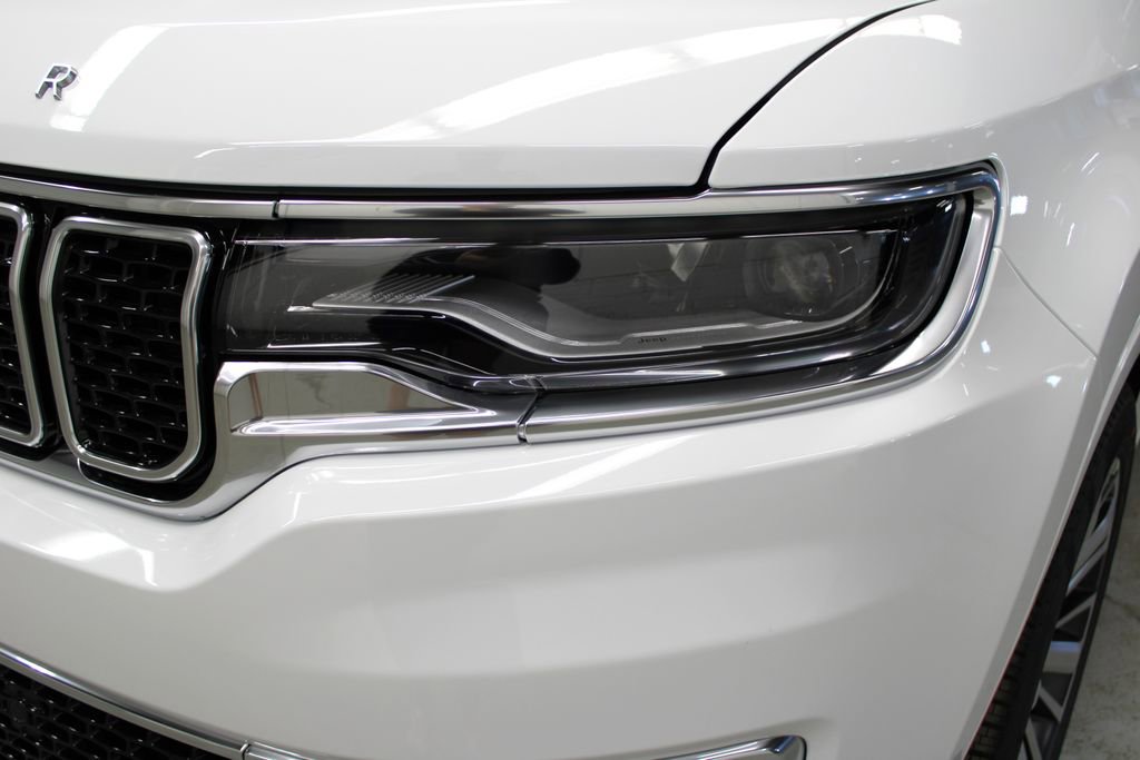 New 2025 Jeep Wagoneer L Series II image 45