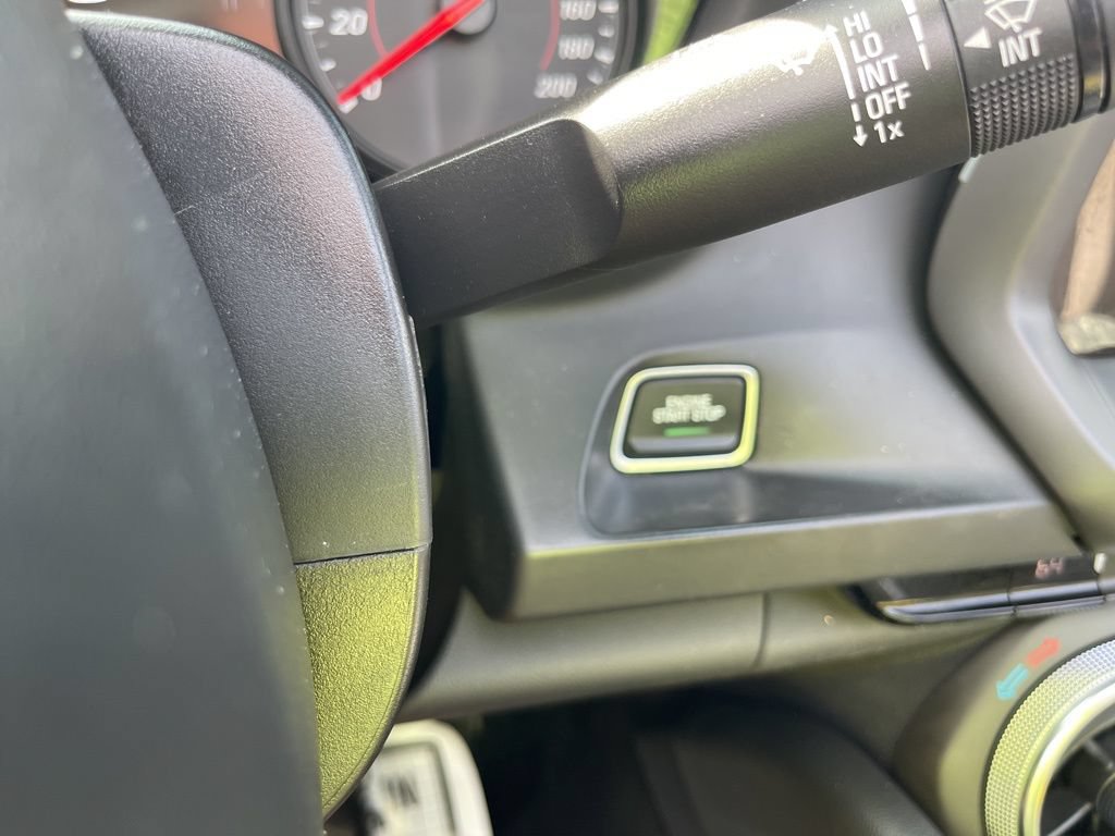 Used 2018 Chevrolet Camaro SS RWD image 21