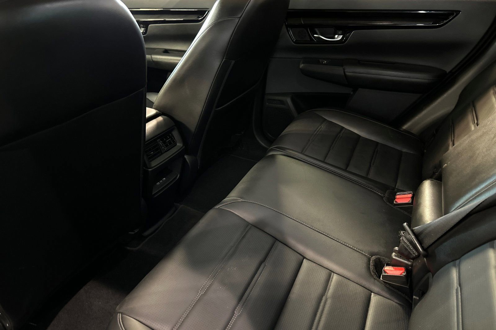 Used 2025 Honda CR-V EX-L image 13