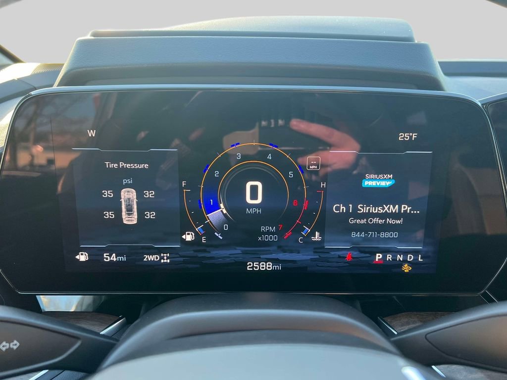 Used 2025 Chevrolet Tahoe High Country image 28