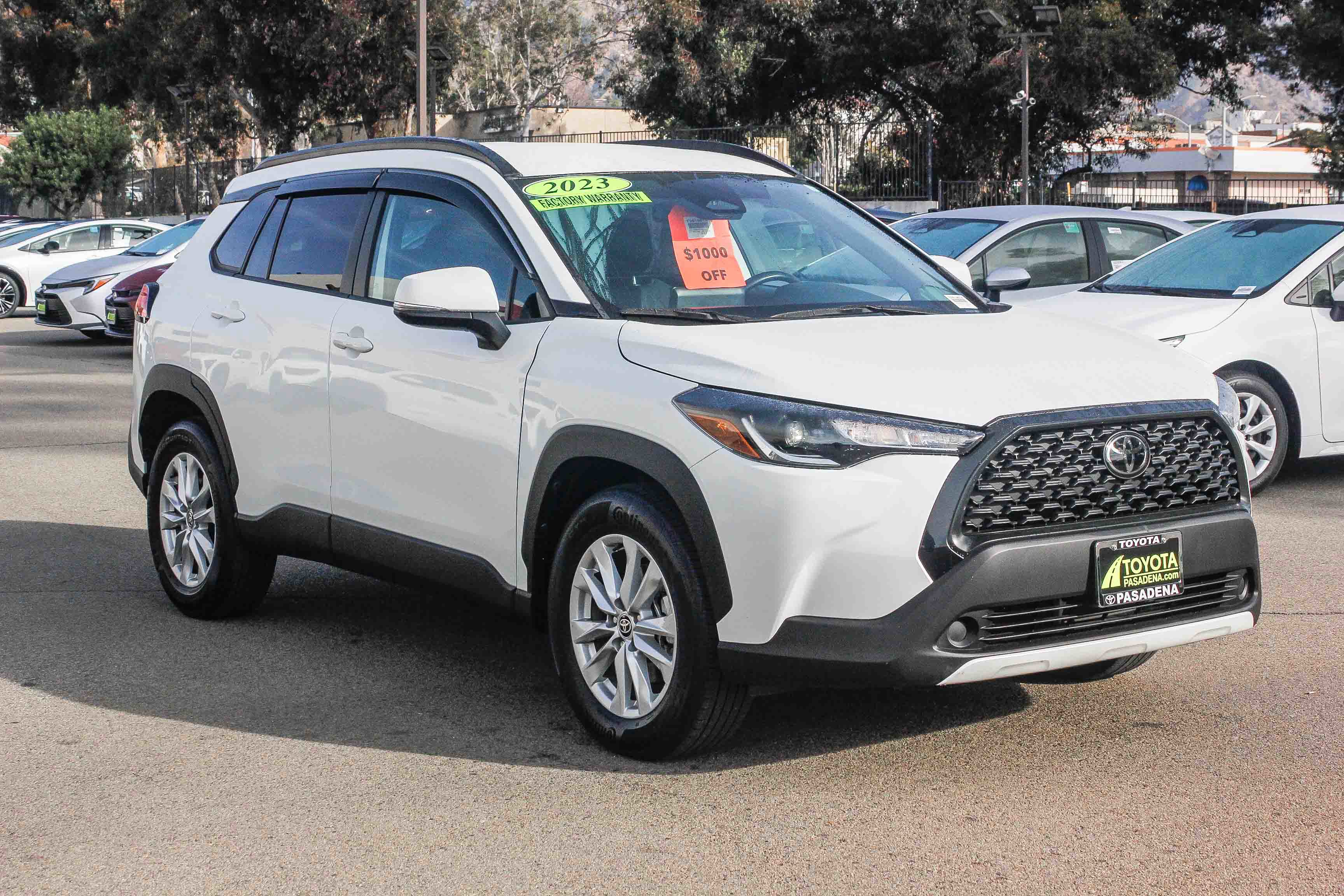 Used 2023 Toyota Corolla Cross LE image 3