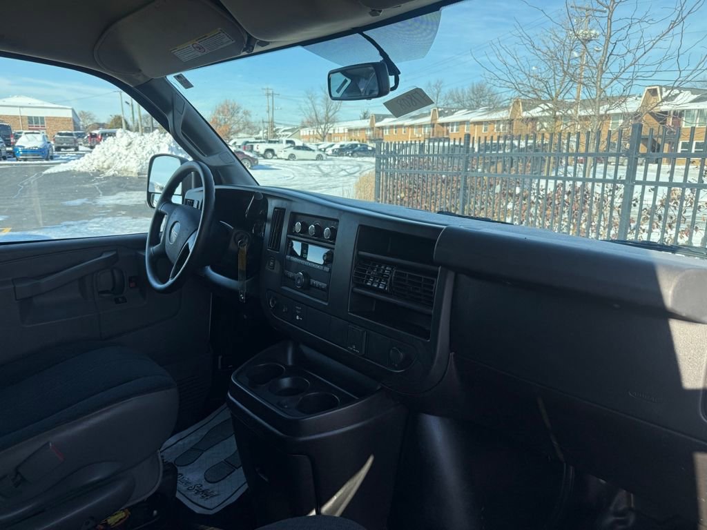 Used 2021 GMC Savana 2500 w/ Driver Convenience Package image 17