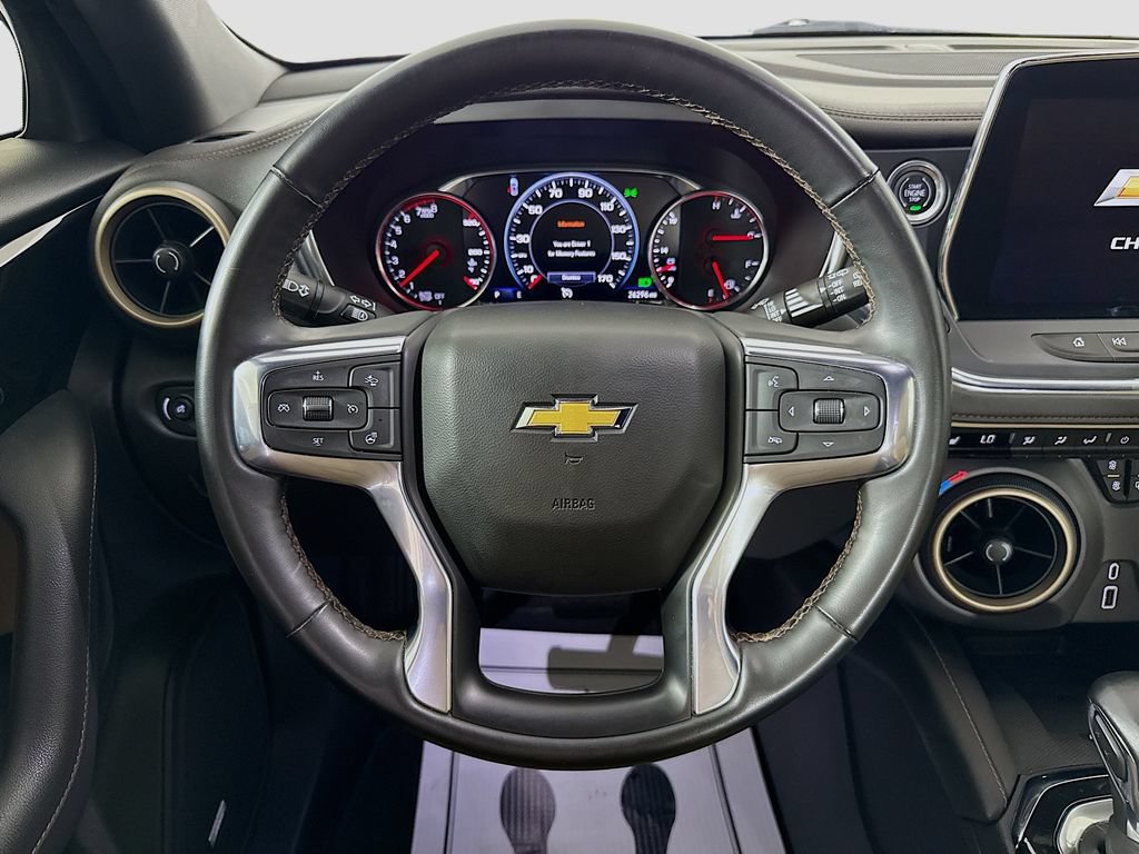 Used 2023 Chevrolet Blazer Premier w/ Driver Confidence II Package FWD image 11
