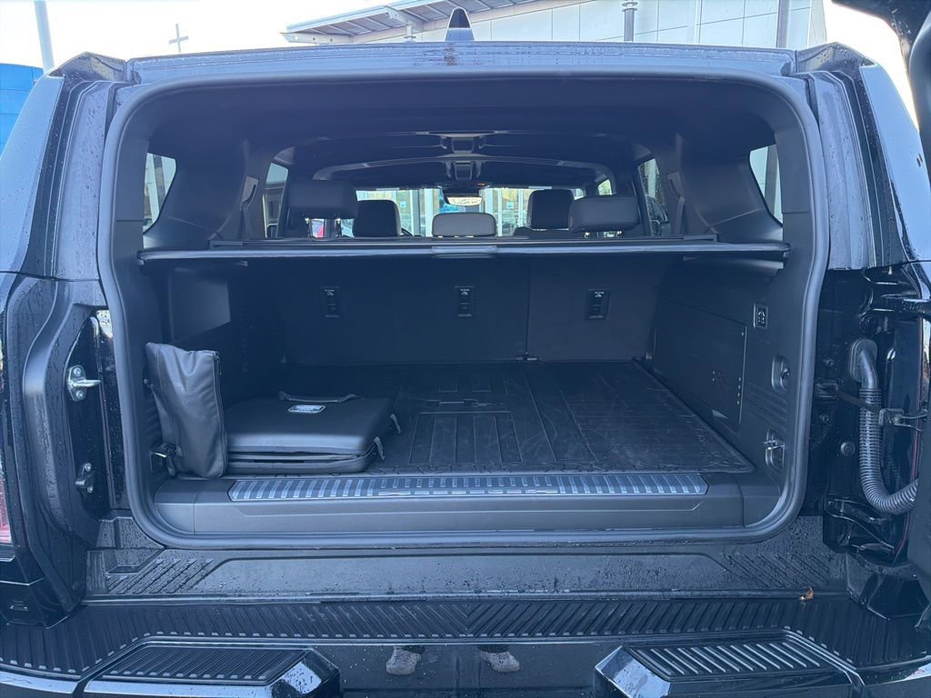 Used 2025 GMC Hummer EV 3X w/ LPO, Cargo Utility Package image 29