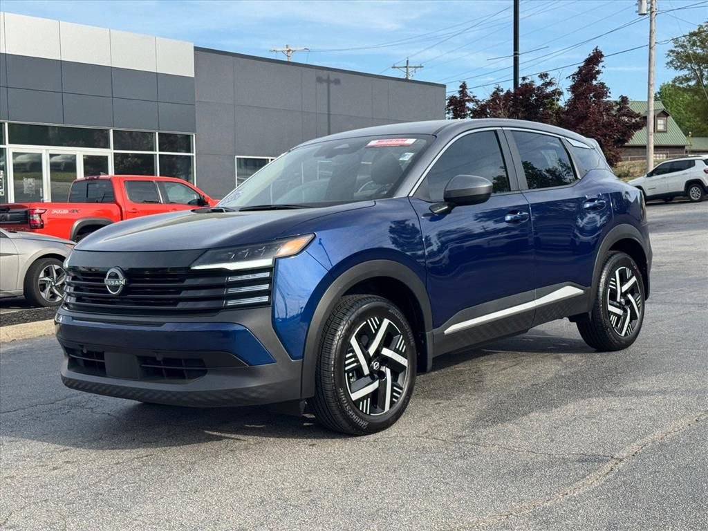 Certified 2025 Nissan Kicks SV w/ Interior Electronics Package image 7