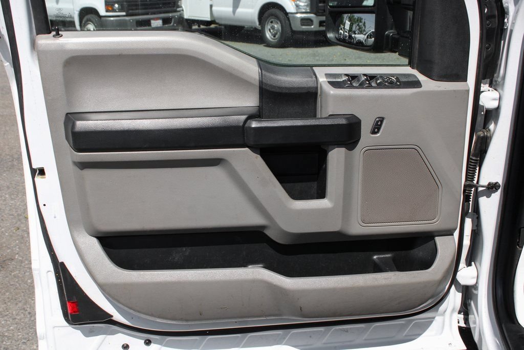 Used 2018 Ford F250 XL w/ Power Equipment Group RWD image 14