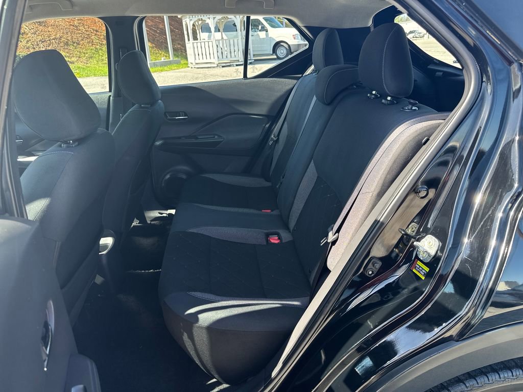 Used 2019 Nissan Kicks SV image 25