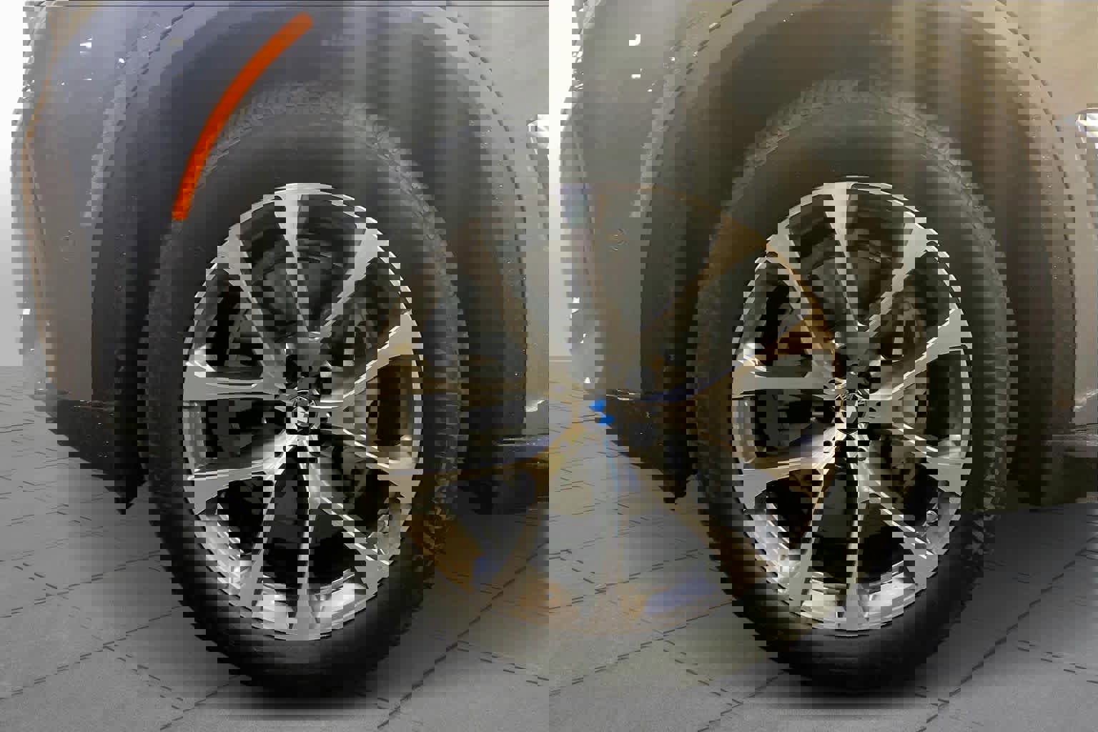 Used 2024 BMW X5 xDrive40i w/ Premium Package image 10