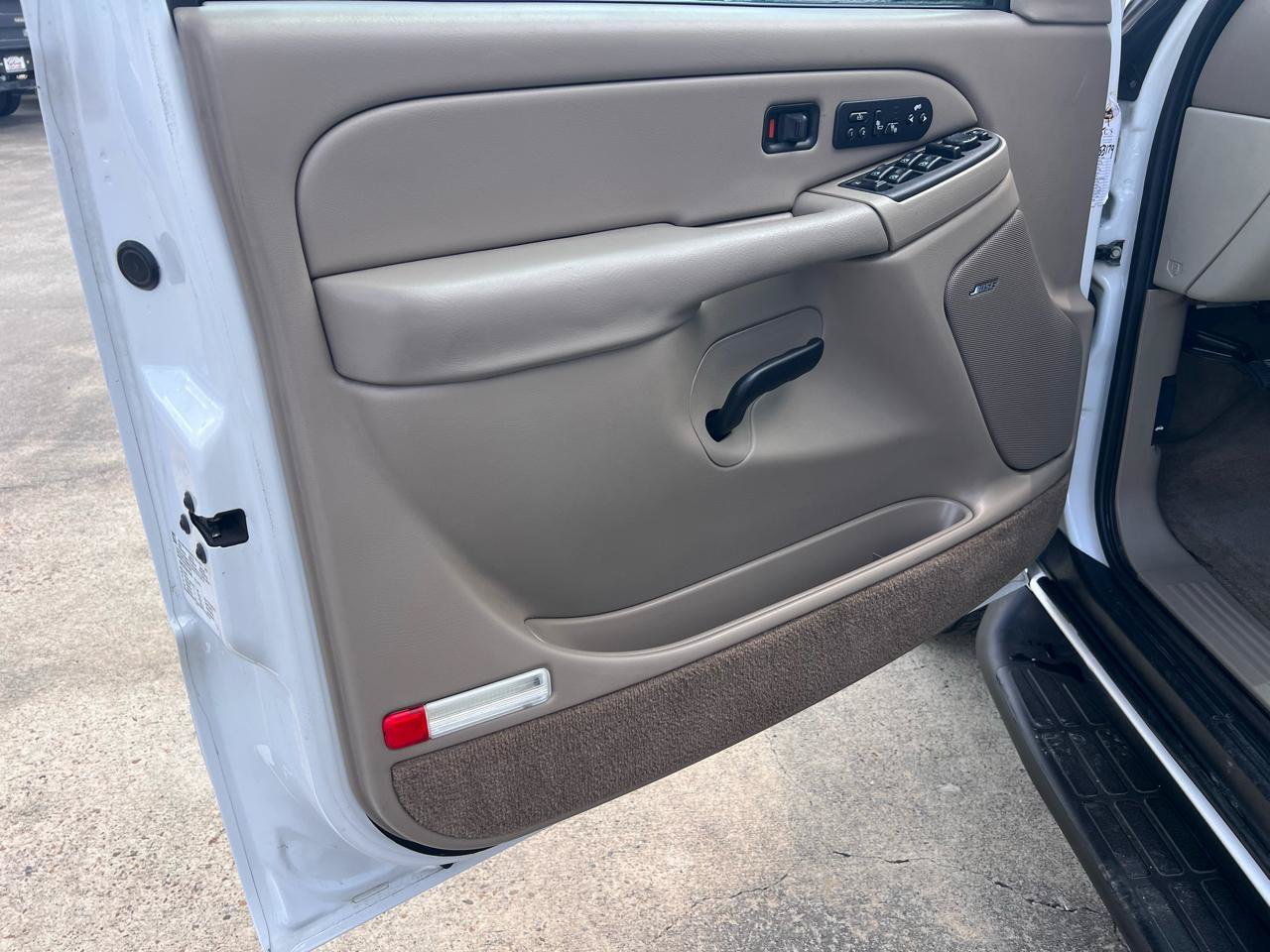 Used 2004 GMC Yukon XL SLT w/ Preferred Equipment Group RWD image 24