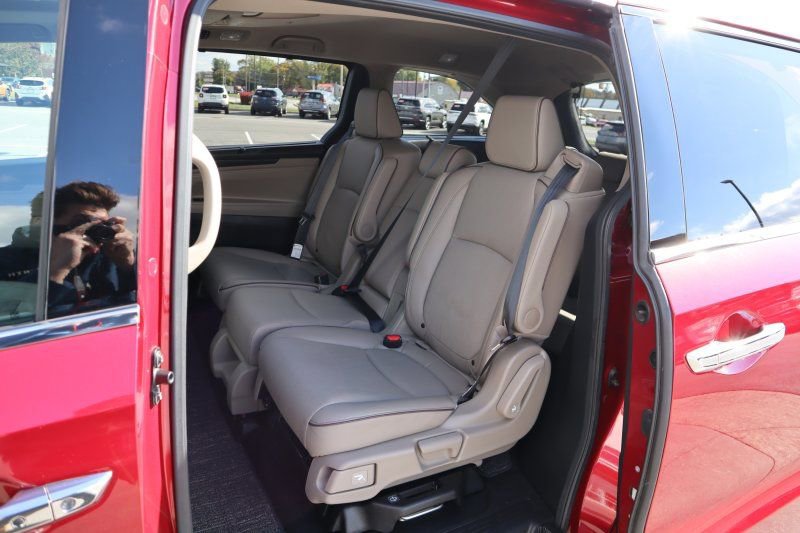 Used 2022 Honda Odyssey Elite image 18