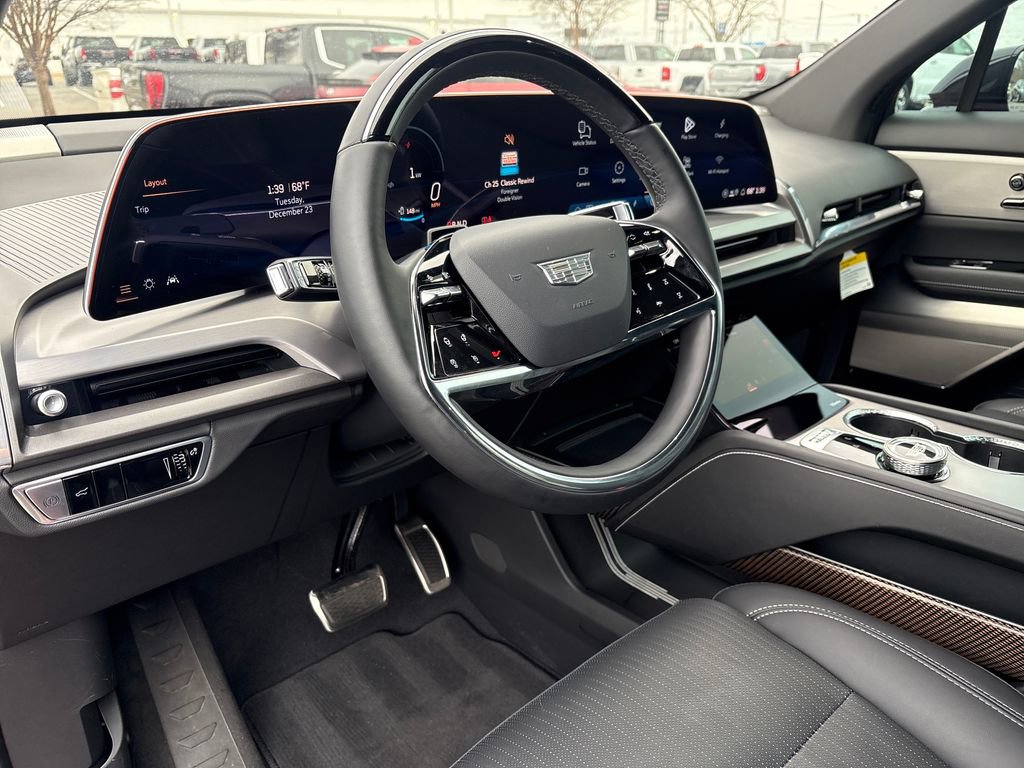 New 2026 Cadillac Vistiq Luxury image 13