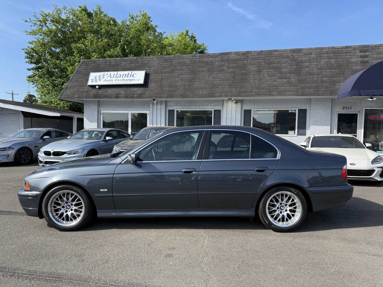 Used 2001 BMW 525i Sedan RWD image 4