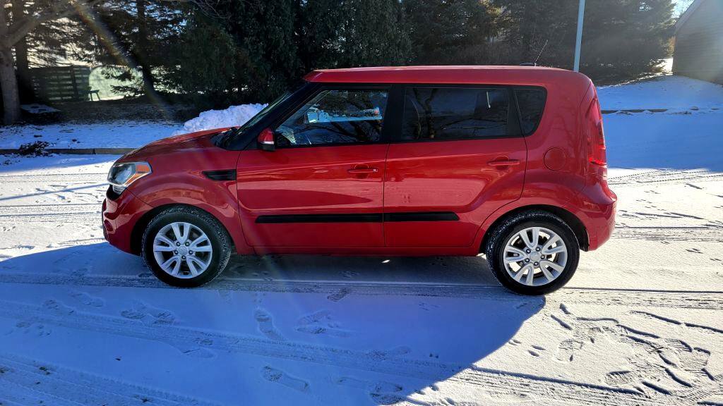 Used 2013 Kia Soul + w/ Audio Pkg image 6