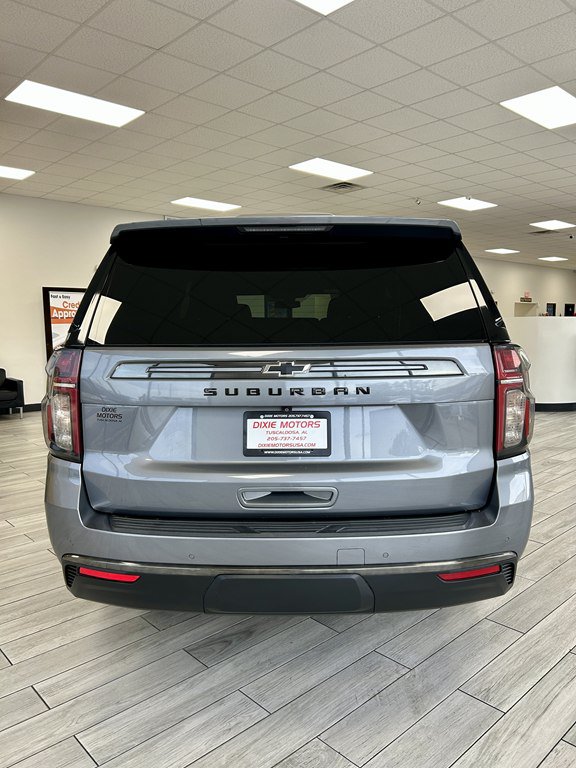 Used 2022 Chevrolet Suburban Z71 AWD/4WD image 3