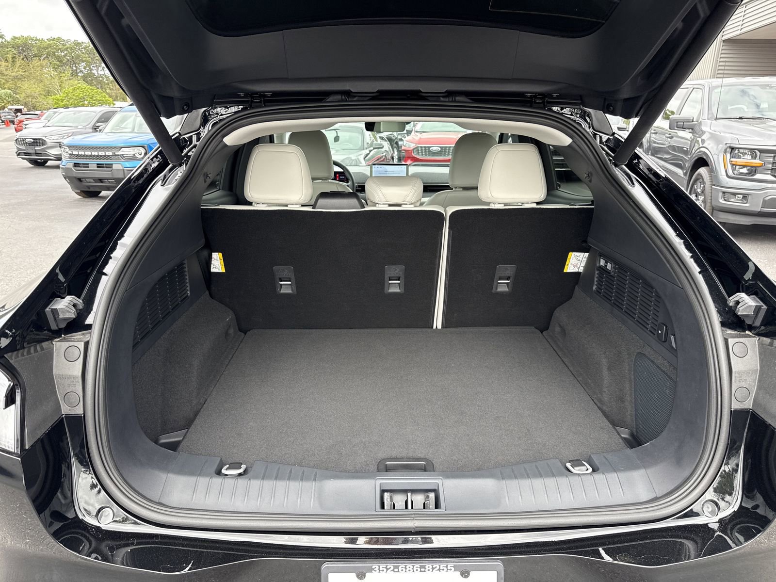 Certified 2025 Ford Mustang Mach-E Premium RWD image 9