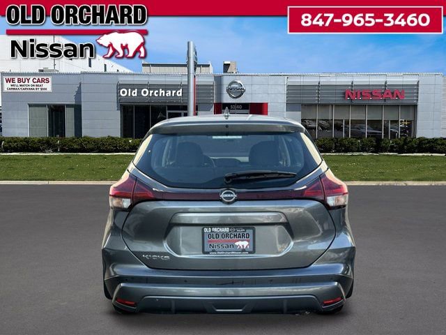 Used 2023 Nissan Kicks S FWD image 7