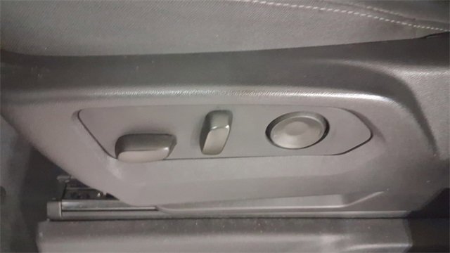 Used 2025 Chevrolet Silverado 1500 LT image 23