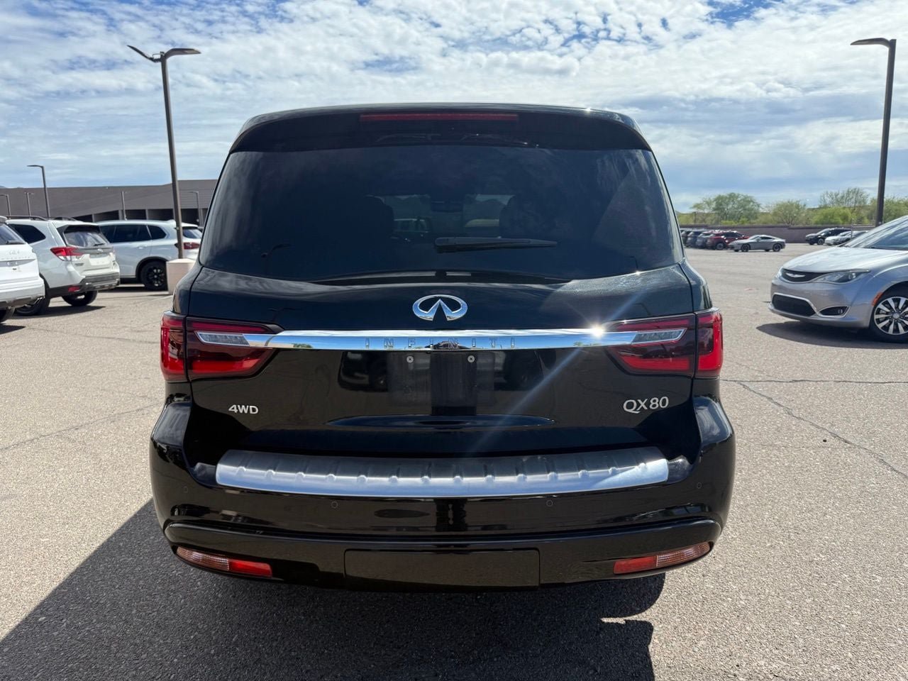Certified 2024 INFINITI QX80 Sensory w/ Cargo Package AWD/4WD image 6