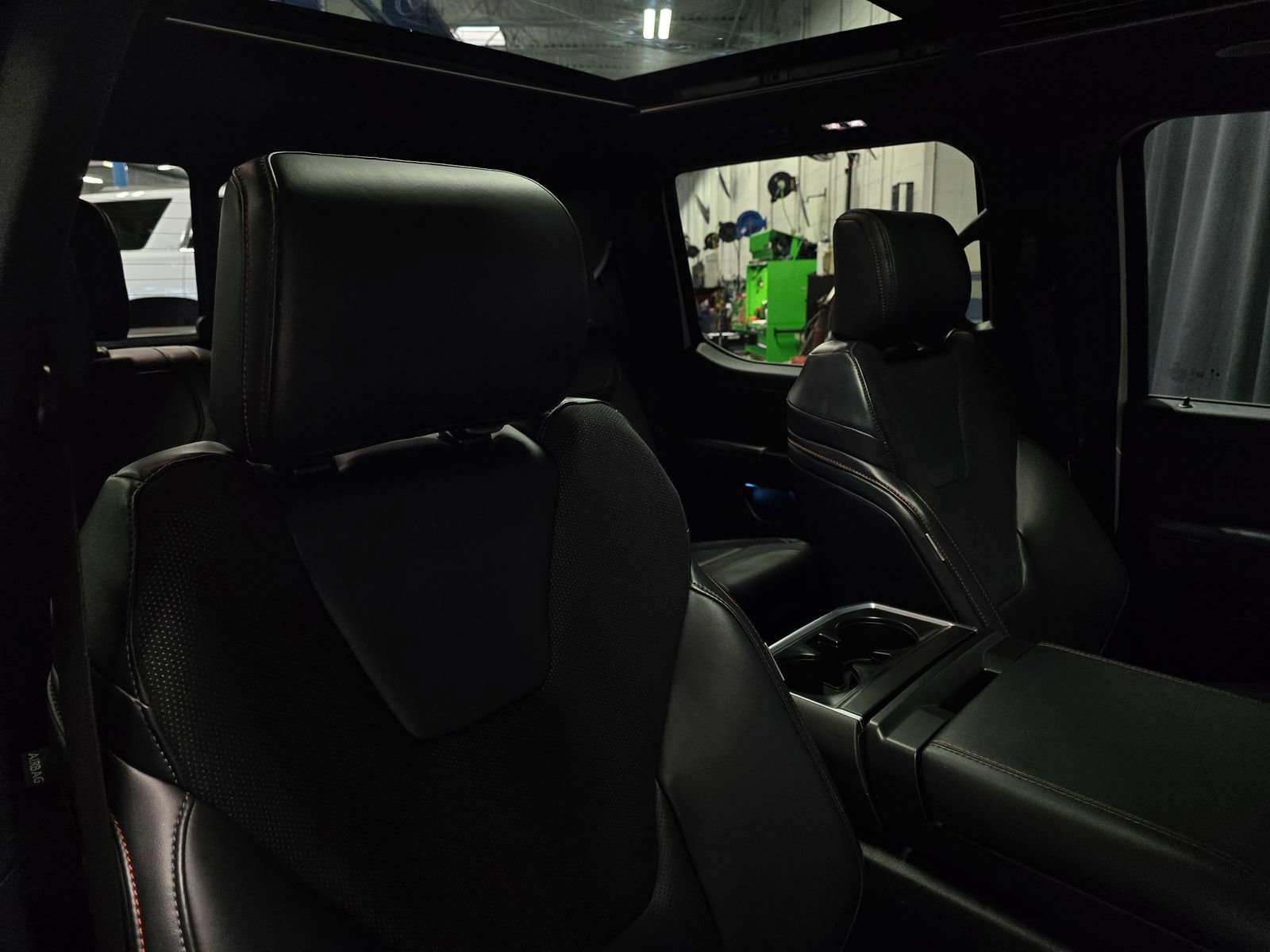 Used 2024 Ford F150 Raptor AWD/4WD image 25