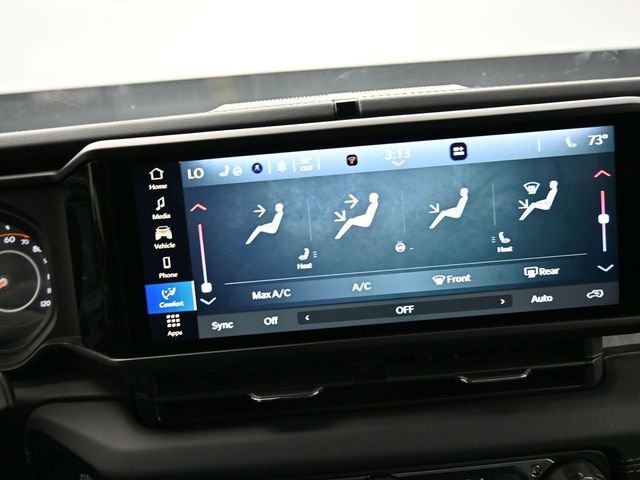 Used 2025 Jeep Wrangler Sahara image 24