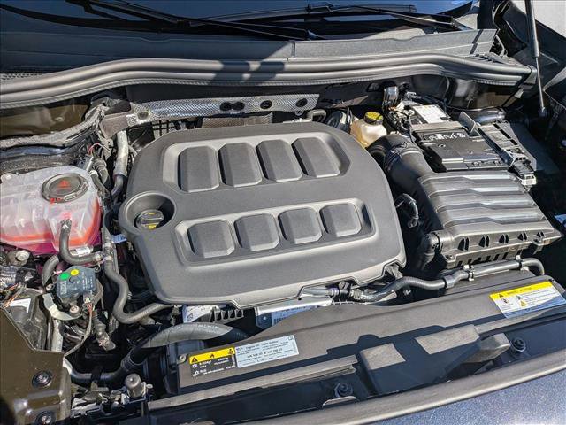 New 2026 Volkswagen Tiguan SEL R-Line image 30