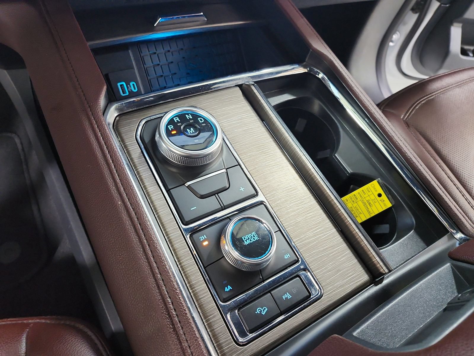 Used 2024 Ford Expedition Limited AWD/4WD image 30