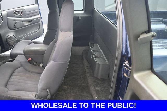 Used 2003 Chevrolet S10 Pickup LS w/ LS Preferred Equipment Group RWD image 30