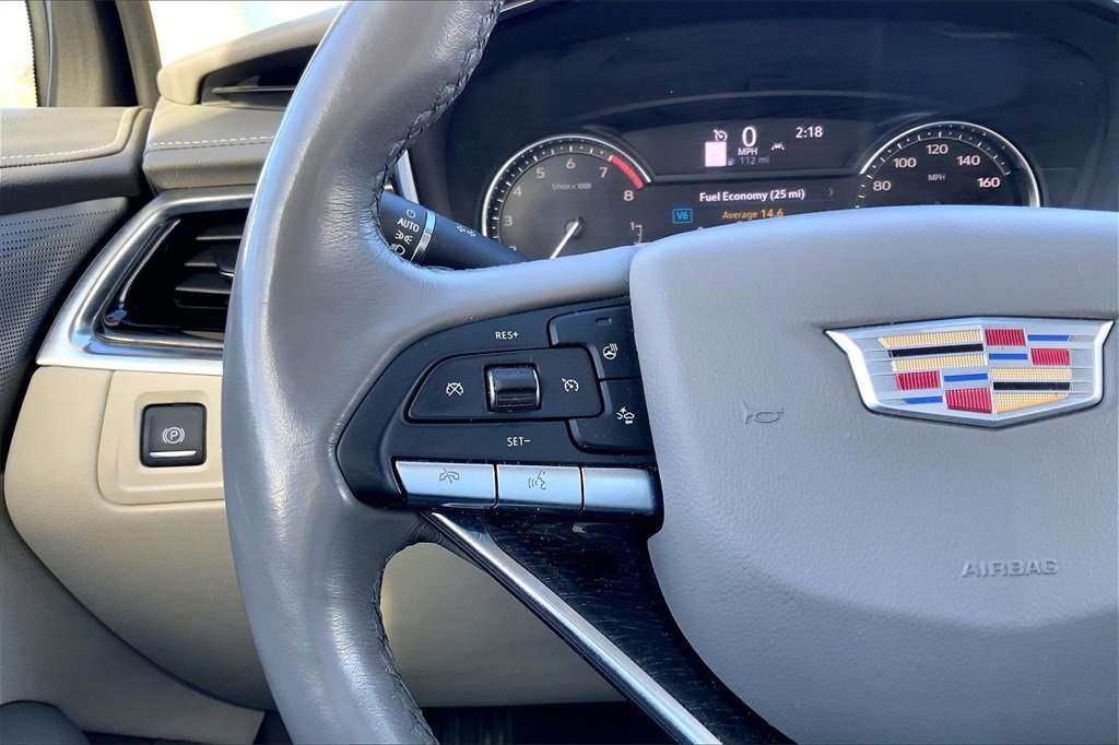 Used 2023 Cadillac XT6 Premium Luxury image 12