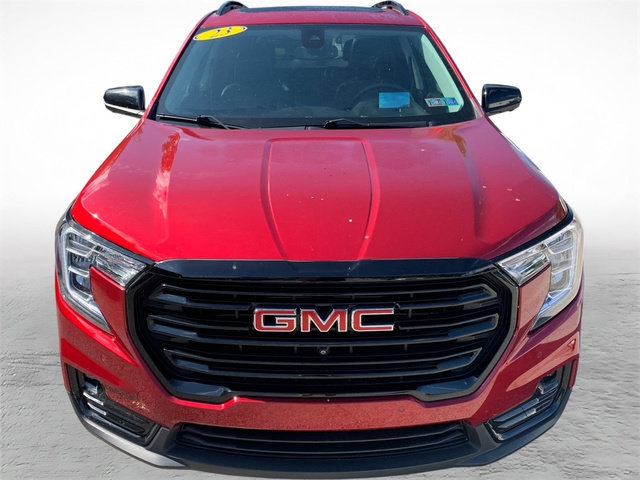 Used 2023 GMC Terrain SLT w/ Tech Package AWD/4WD image 8