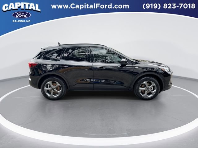 Certified 2025 Ford Escape ST-Line Elite w/ Tech Pack #1 image 9