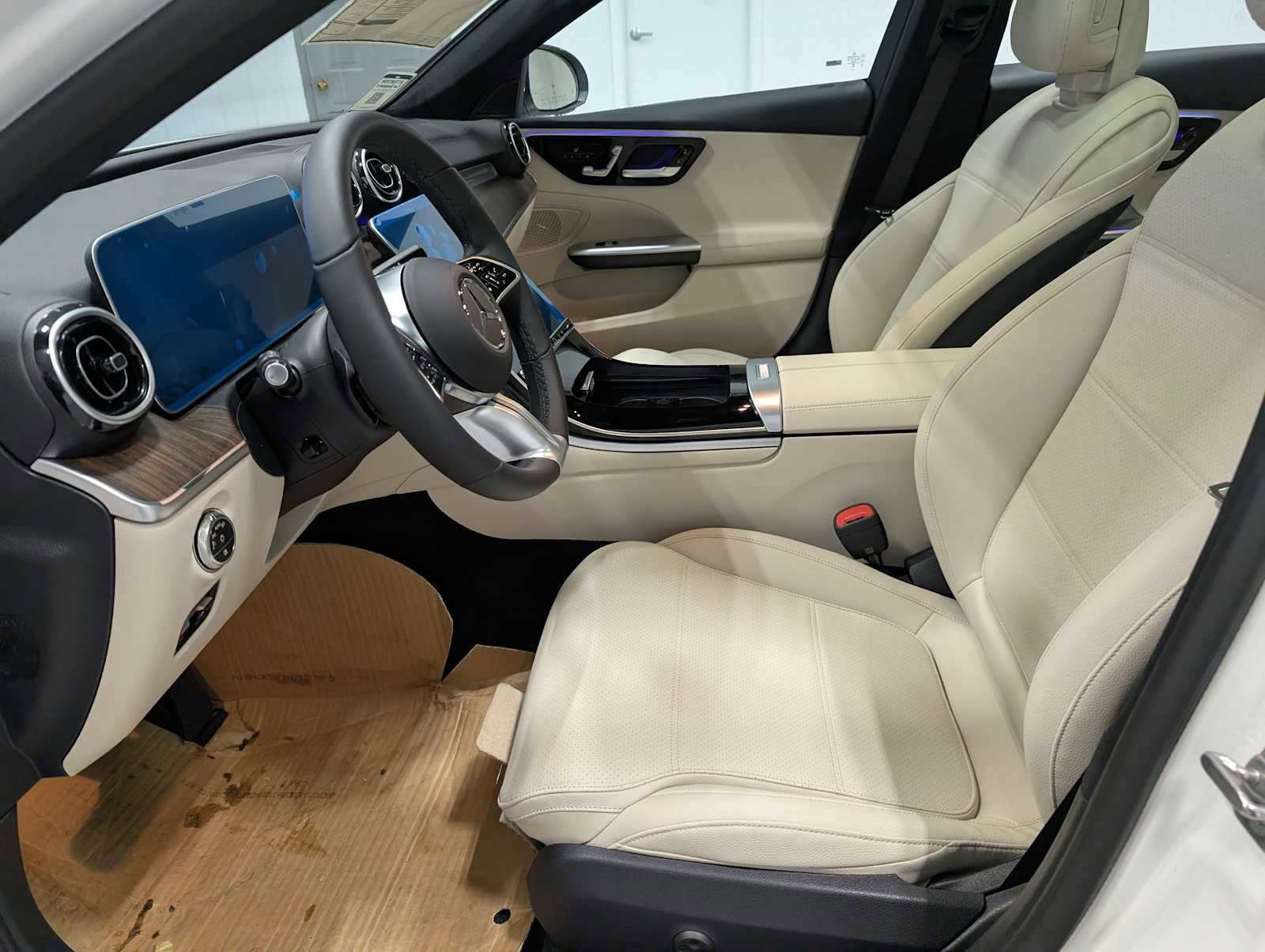 New 2026 Mercedes-Benz C 300 4MATIC Sedan image 5