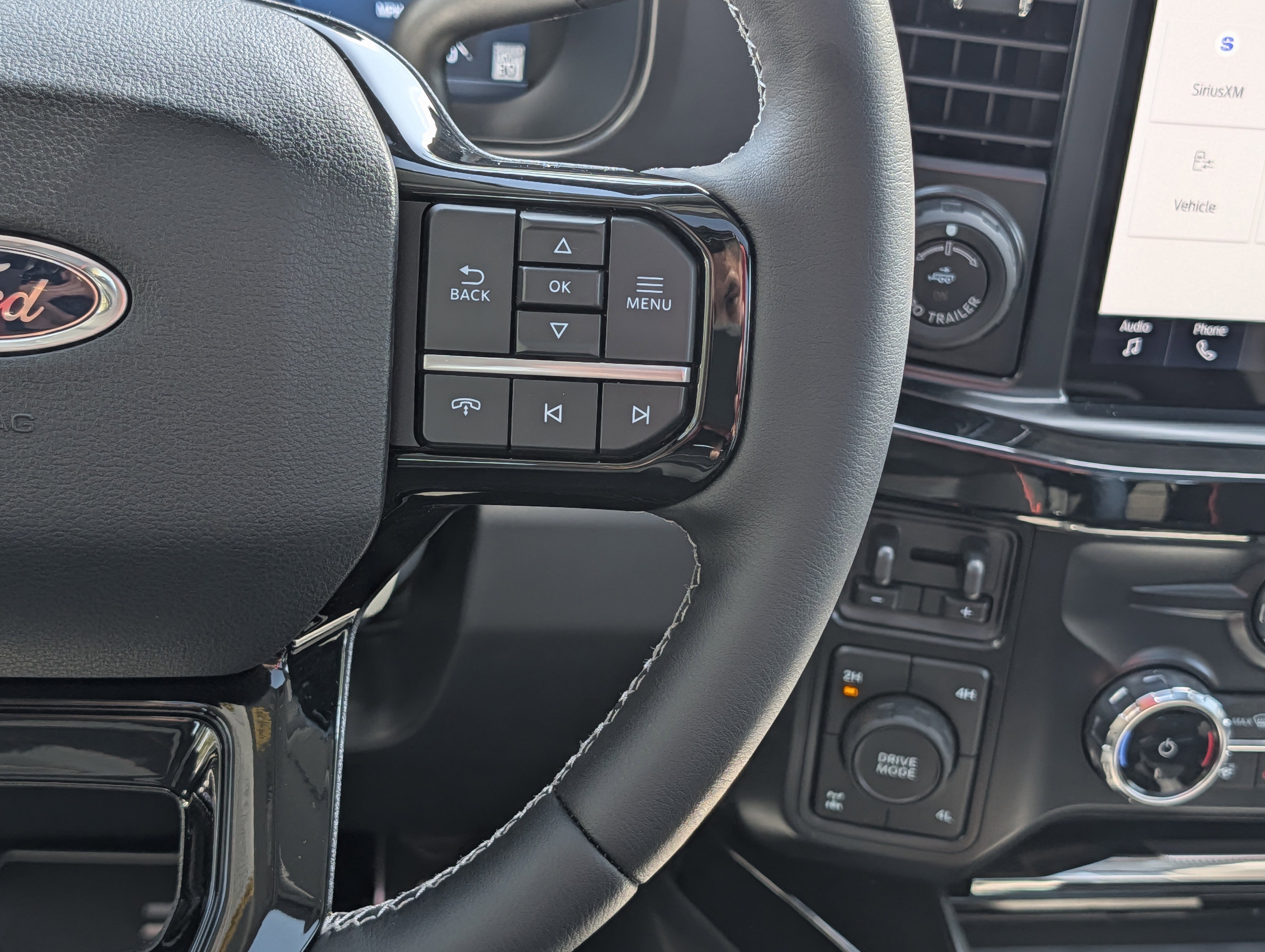 Used 2026 Ford F250 Lariat w/ Black Appearance Package image 29