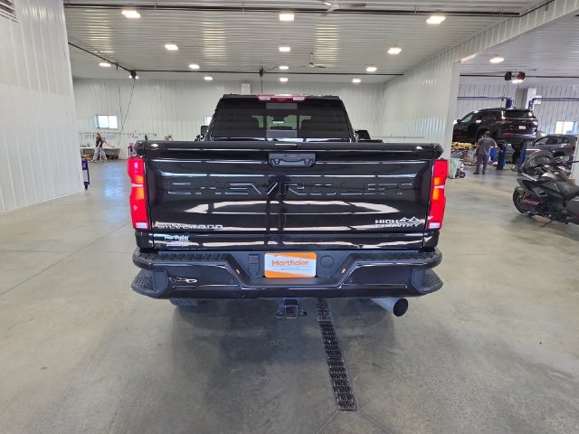 Used 2026 Chevrolet Silverado 3500 High Country AWD/4WD image 7