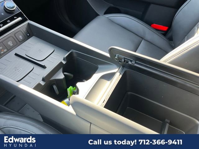 New 2025 Hyundai Santa Fe Calligraphy image 28